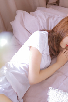艳阳门无删照片1400还有视频
